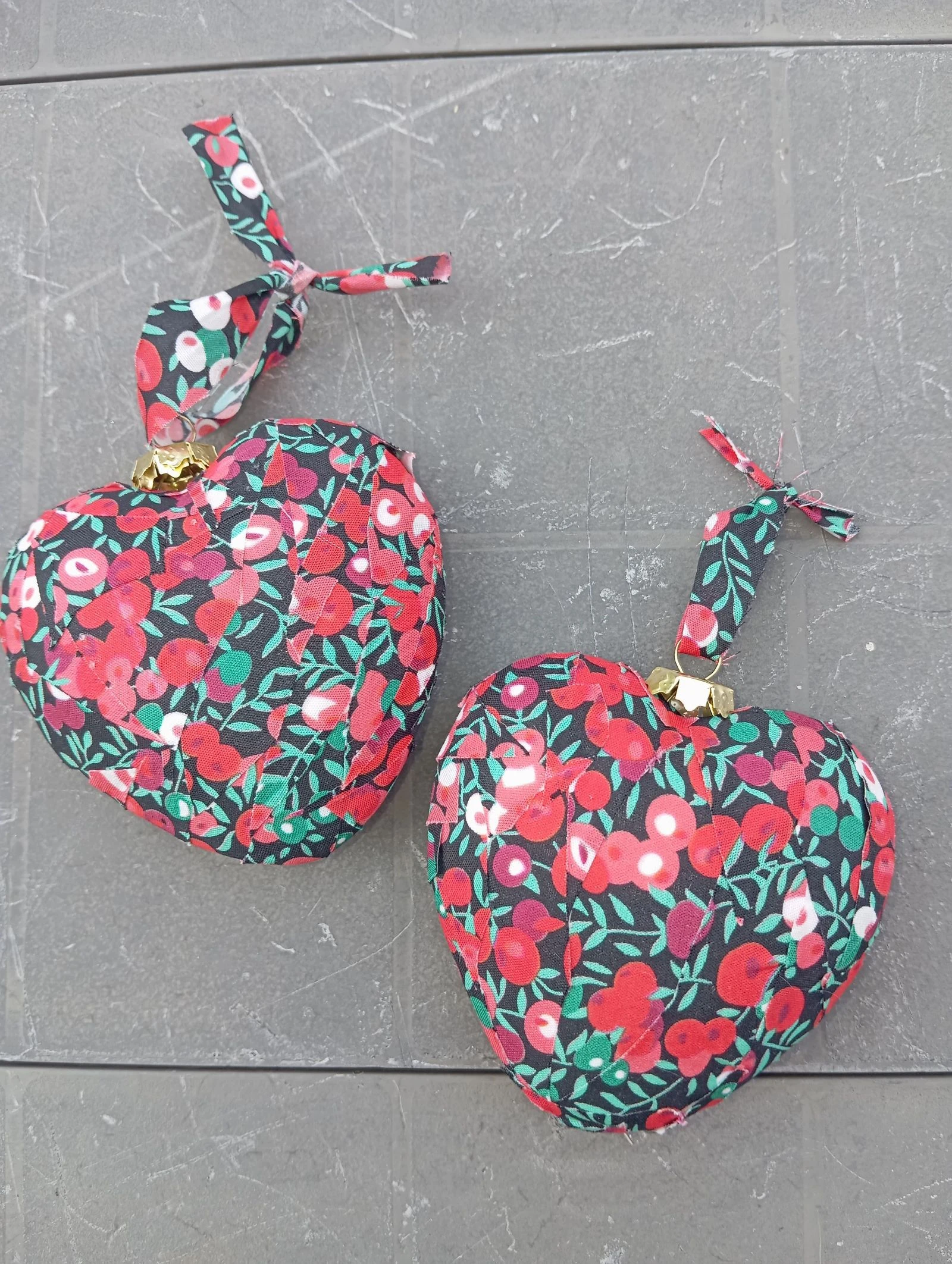 Set of two liberty hearts – photo 5